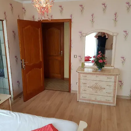 Bellevue 度假居 Chavot-Courcourt